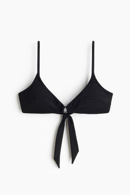 Top de bikini con relleno
