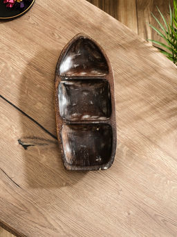 Менажница «Лодочка», 30×13×5 см, дерево джати, тёмно-коричневая