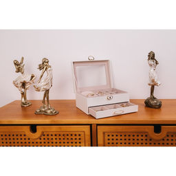 Фигурка полистоун «По камням босиком», 12.5×11.5×27.5 см