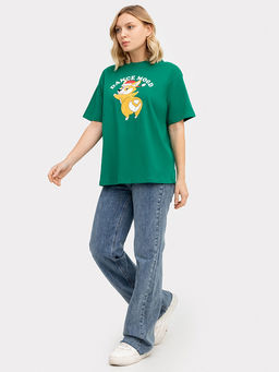 Футболка женская новогодняя зеленая с печатью - Mark formelle фото 4