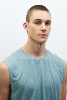 Camiseta de deporte con DryMove Regular Fit - H&m фото 6