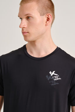 Футболка Черный