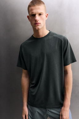 CAMISETA T?CNICA ESTRUCTURA / gris antracita - Zara фото 6
