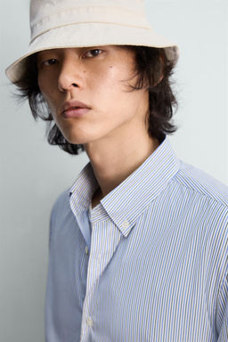 CAMISA RELAXED FIT RAYAS LIMITED EDITION / Celeste lavado - Zara фото 6