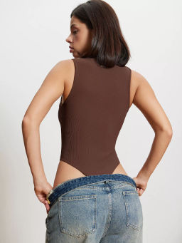 Боди в рубчик