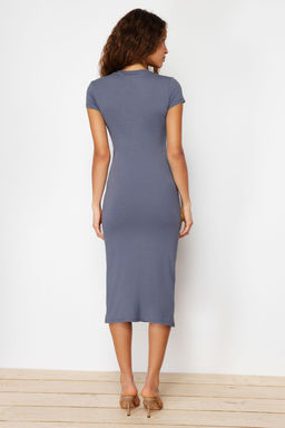 Ac?k Antrasit Fitted/Vucuda Oturan Buzgu ve Y?rtmacl? Midi Pamuklu Esnek Orme Elbise TWOSS23EL00777