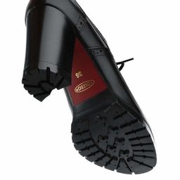 Закрытые туфли на шнурках.SATEG