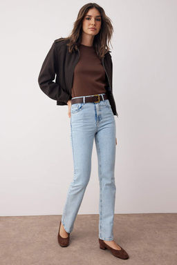 Ac?k Mavi Yuksek Bel Straight Duz Kesim %100 Pamuklu Jeans TWOAW26JE00184