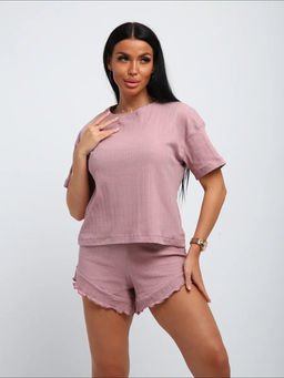 150 Костюм с шортами