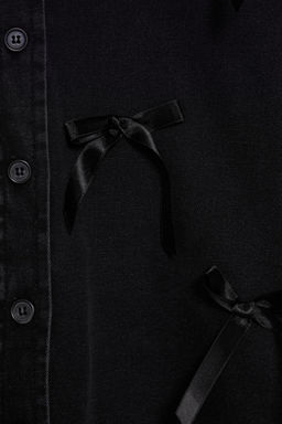 TRENDYOLMILLA Siyah Fiyonk/Kurdele Detayl? Denim Oversize Gomlek TWOSS25GO00002  фото 8