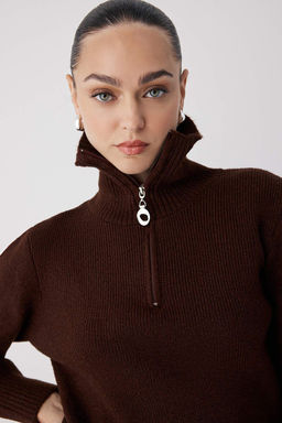 Wardrobe Essentials Kahverengi Yunlu Premium IplikFermuarl? Basic Triko Kazak | TWOAW26KZ00071 - Trendyolmilla фото 2