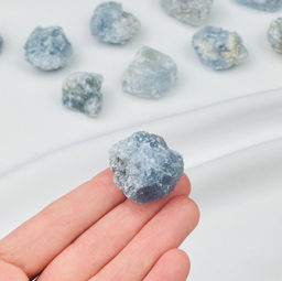 Кристалл из необработанного Целестина