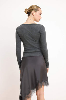 Antrasit Regular/Normal Kal?p V Yaka Uzun Kollu Triko gorunumlu Orme Bluz TWOSS26BZ00174 - Trendyolmilla фото 4