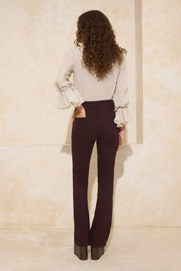 Kahverengi Dugme Detayl? Yuksek Bel Comfort/Esnek Ispanyol Paca Flare Jeans TWOSS26JE00038 - Trendyolmilla фото 6