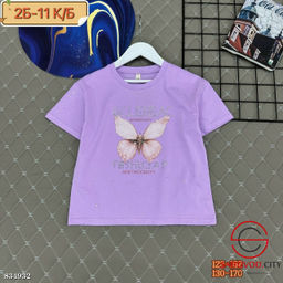 Футболка с рисунком бабочки