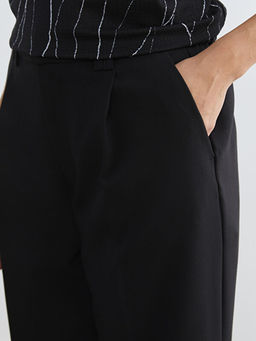 Beli Lastikli Kad?n Pileli Pantolon