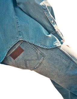 Джинсы мужские