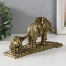 Фигурка полистоун «Слониха со слонёнком на прогулке», 21×8×10.8 см