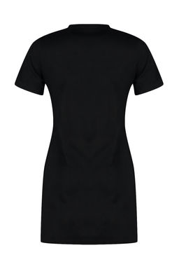 TRENDYOLMILLA Siyah Bisiklet Yaka Tas Detayl? Shift/Duz Mini Suet Orme Elbise TWOAW24EL00523