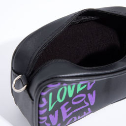 Сумка детская Love, иск. кожа, на ремешке, черная, 18х11х6 см - NAZAMOK KIDS фото 12