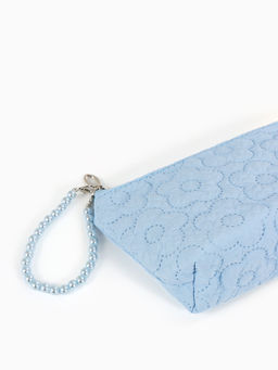 Косметичка женская «Цветочки», на молнии, ручка из бусин, голубая