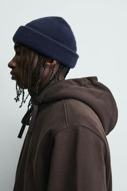 SHORT BRUSHED KNIT BEANIE - Zara фото 2
