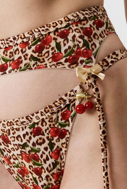 Infinity / Трусы в наборе с поясом для чулок Bless леопардовый принт - Infinity Lingerie фото 4
