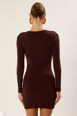 TRENDYOLMILLA Kahverengi Vucuda Oturan Orme K?sa S?k Elbise TPRSS25EL00159  фото 5