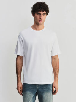 Базовая футболка регулярного фита MREGL0526-1 / Zarina