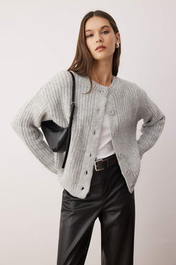 Wardrobe Essentials Gri Yumusak Dokulu Basic Triko H?rka | TWOAW26HI00204