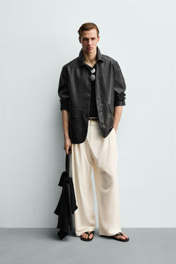 SOBRECAMISA RELAXED FIT EFECTO PIEL / Negro