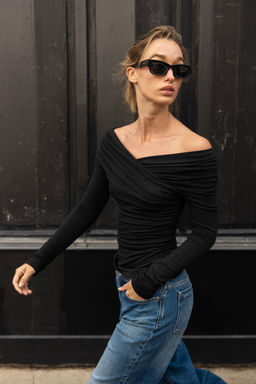 DRAPED SURPLICE NECKLINE TOP - Zara фото 3