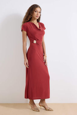 Kiremit A-Kesim/Can Form Degaje Yaka Aksesuar Detayl? Maxi Esnek Orme Elbise TWOSS26EL00106