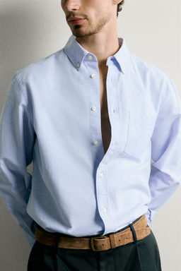 CAMISA REGULAR FIT ESTRUCTURA OXFORD / Celeste - Zara фото 6