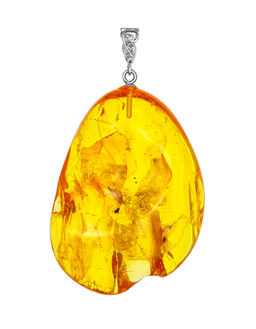 Кулон из натурального золотистого янтаря природной формы