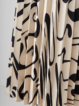 Платье из принтованной атласной ткани