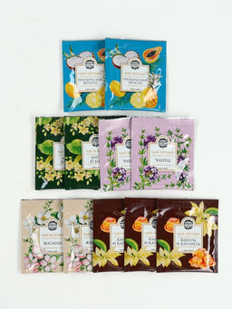 Подарочный набор новогодний «С новым годом»: чай весовой чёрный/зелёный, чай в пакетиках, печенье, кофе, арахис, драже