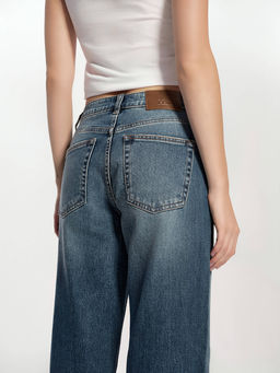 CONTE CON-737 Джинсы straight из eco-friendly денима с эффектом потёртостей blue - Conte elegant фото 6