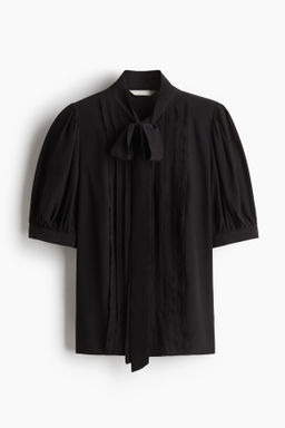 Blusa de crep? con lazada