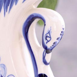 Ваза гжель «Лебедь», бело-синяя, керамика, 22×12 см,