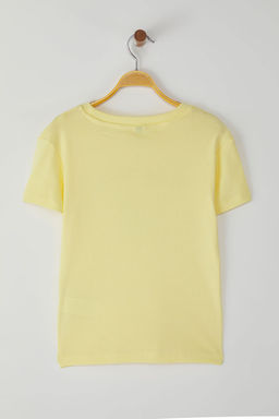 Ac?k Sar? Tavsan Bask?l? Fitted/Vucuda Oturan Orme T-Shirt TWOSS25TS00095