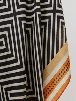 Большой, мягкий, тонкий и очень нежный двусторонний палантин с рисунком - Tantino фото 4