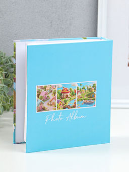 Фотоальбом на 100 фото 13х18 см "Вязаные домики у реки" в коробке 5х18х20,5 см