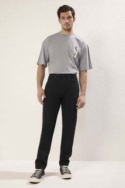 Siyah Smoke Essential Fit Jeans Kot Pantolon TMNAW23JE00104
