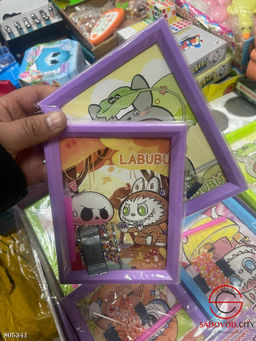 Алмазная мозаика с Лабубу в рамке