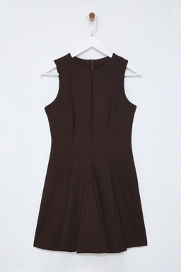 Kahverengi Etegi Belden Ac?lan Bisiklet Yaka Mini Poliviskon Dokuma Elbise TWOAW25EL00244
