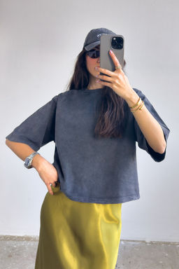 TRENDYOLMILLA Pembe Relaxed/Rahat Kal?p Crop Orme T-Shirt TWOSS25TS00017