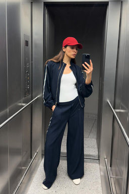 JACKET WITH SIDE STRIPE