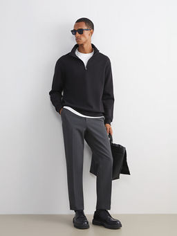 Dik Yaka Erkek Sweatshirt