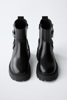 ANKLE BOOTS WITH BUCKLES - Zara фото 4